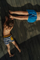 les frères qui se sèchent soleil